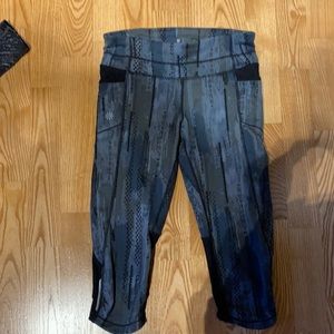 Athleta Capri leggings